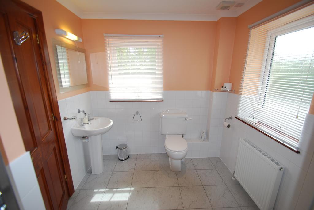 إينفيرنيس Dunlichity House Bed And Breakfast الغرفة الصورة